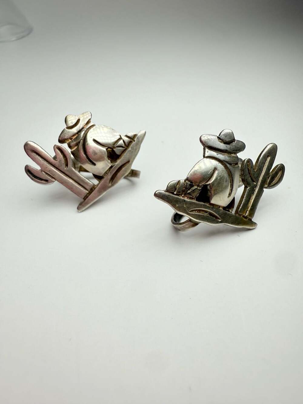Taxco Sterling Silver Sleeping Mexican Man Sombrero Cactus Earrings